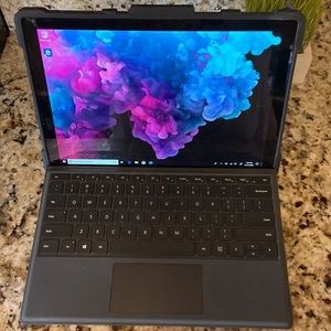 Microsoft Surface Pro 6 Model 1796 i5